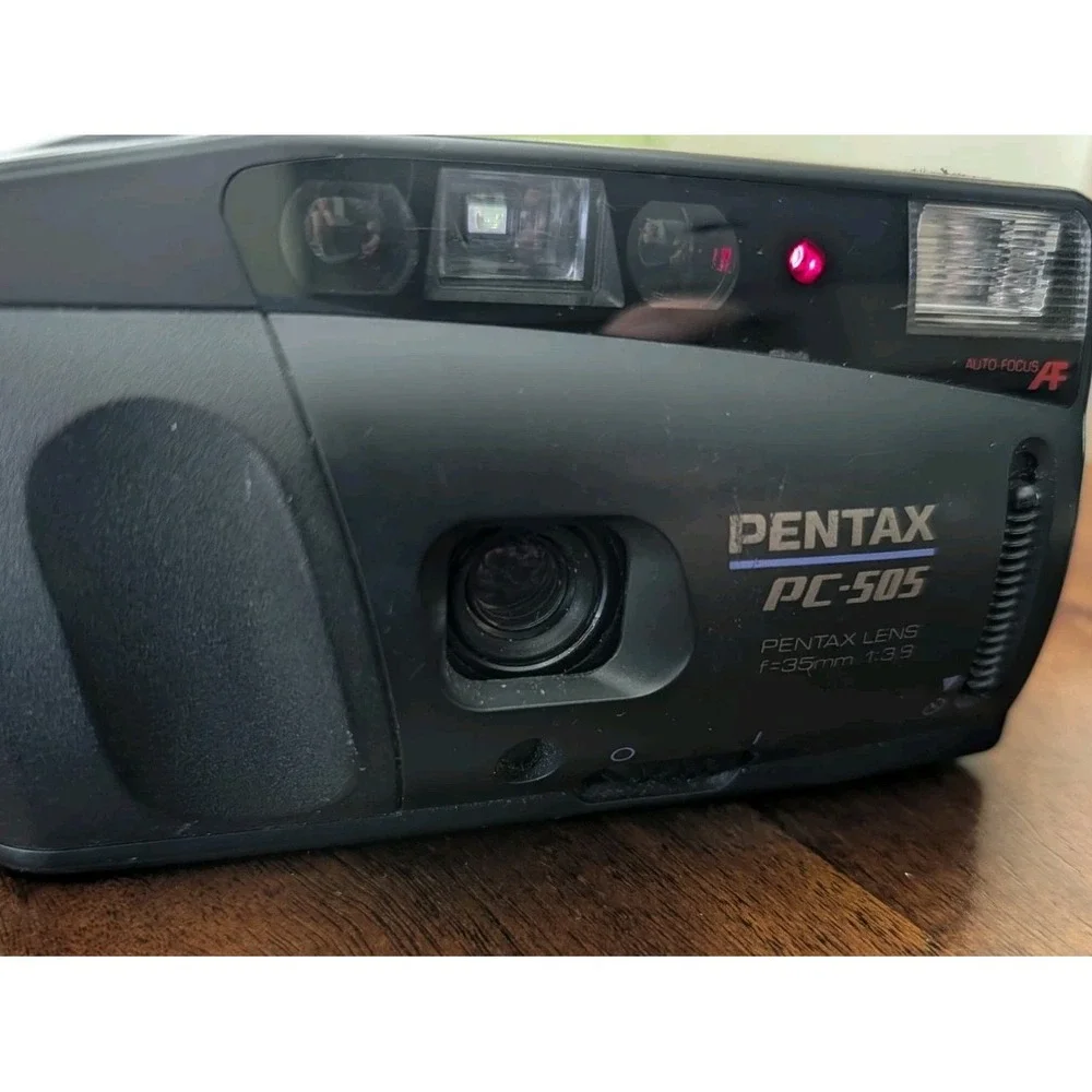 Pentax PC-505 35mm Point & Shoot Film Camera 35mm f/3.9 Lens Box Manual Working